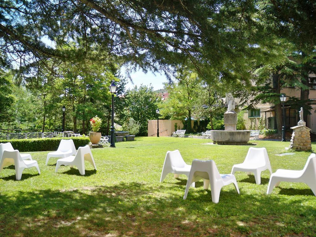 Hotel La Pardina Sabiñánigo Dış mekan fotoğraf
