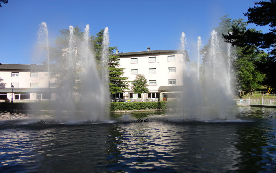 Hotel La Pardina Sabiñánigo Dış mekan fotoğraf