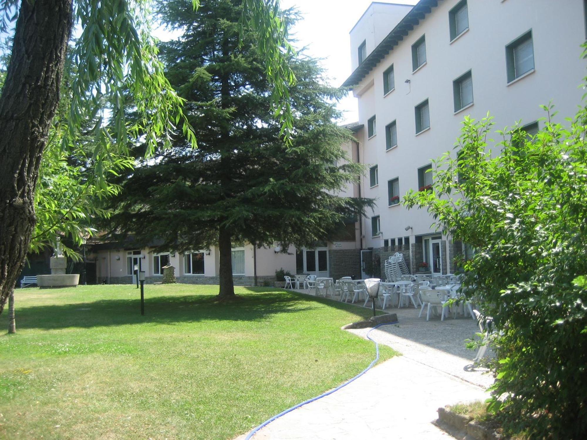 Hotel La Pardina Sabiñánigo Dış mekan fotoğraf