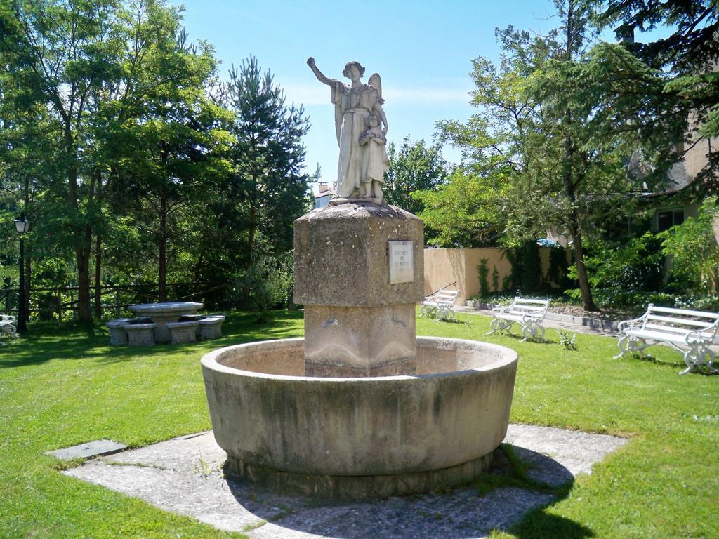 Hotel La Pardina Sabiñánigo Dış mekan fotoğraf